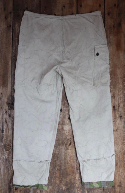 Vintage 1960s Finnish M62 camo trousers - windproof paratrooper pants - 40” x 34”