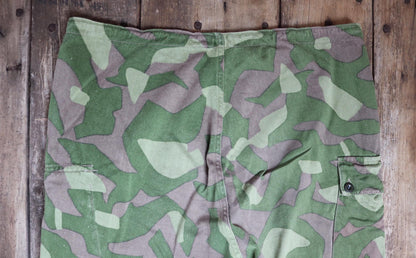 Vintage 1960s Finnish M62 camo trousers - windproof paratrooper pants - 40” x 34”