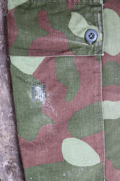 Vintage 1980s Finnish M62 camo trousers - windproof paratrooper pants - 39” x 28”