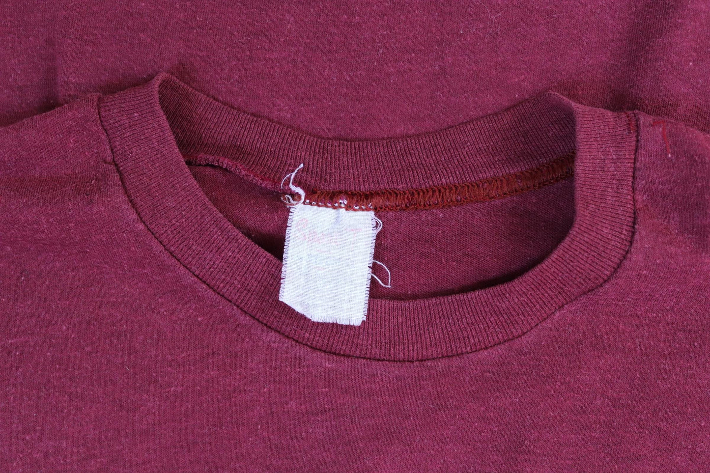 Vintage 1970s Greek letters sorority t shirt - single stitch tee - 38” chest