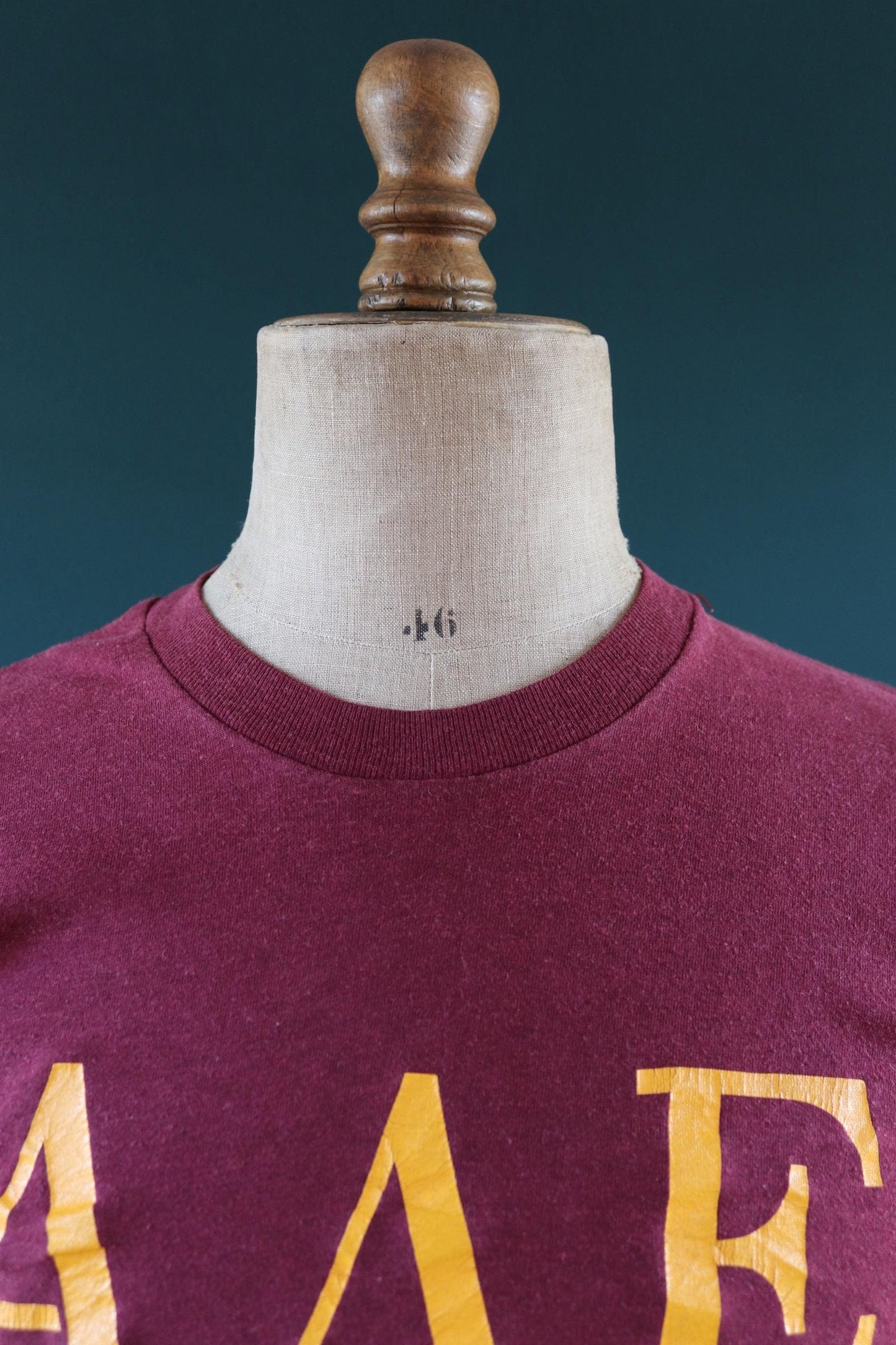 Vintage 1970s Greek letters sorority t shirt - single stitch tee - 38” chest