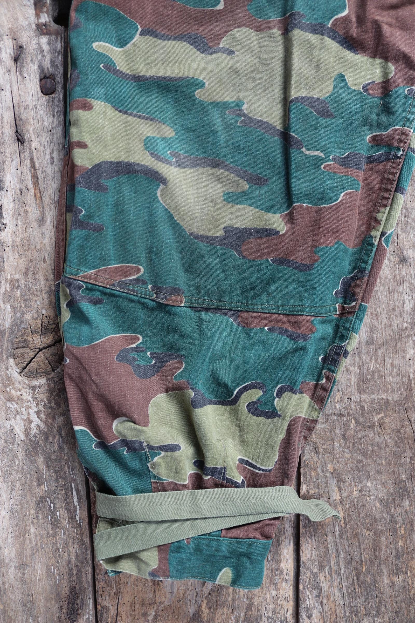 Vintage 1950s Belgian jigsaw camouflage trousers - paratrooper cargo pants - 36” x 28”