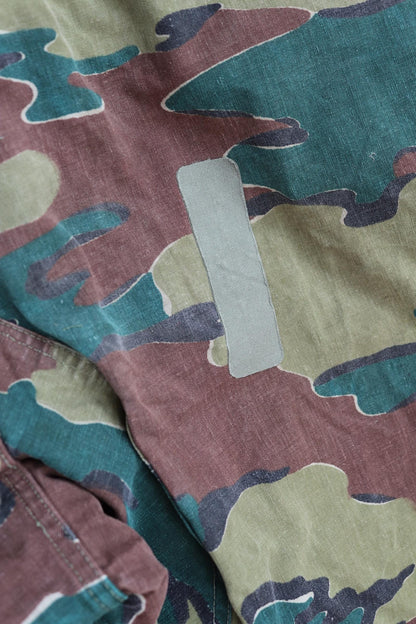 Vintage 1950s Belgian jigsaw camouflage trousers - paratrooper cargo pants - 36” x 28”