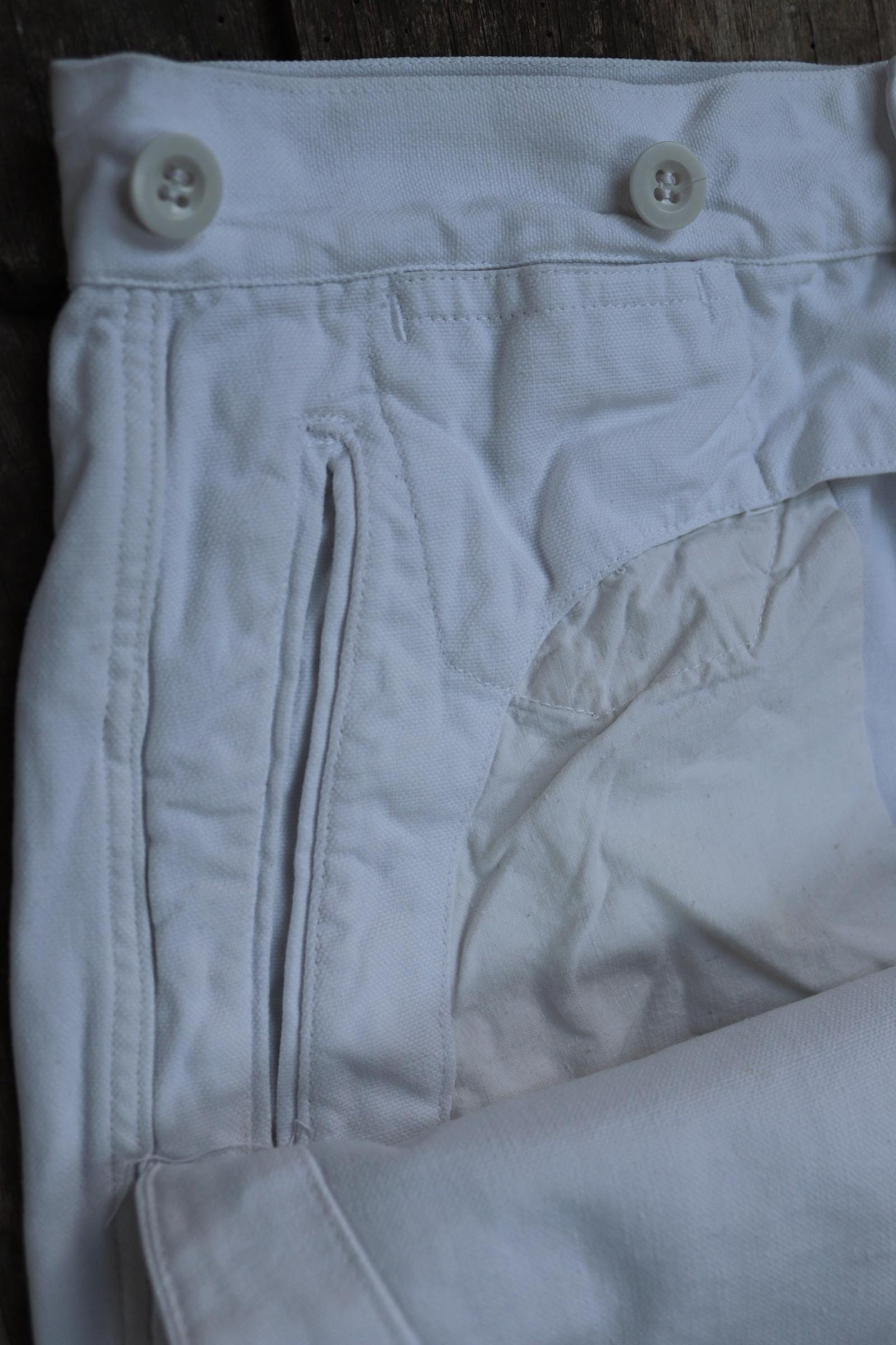 Vintage 1960s French wide leg sailor pants - fall front - white cotton trousers - 29" x 31"