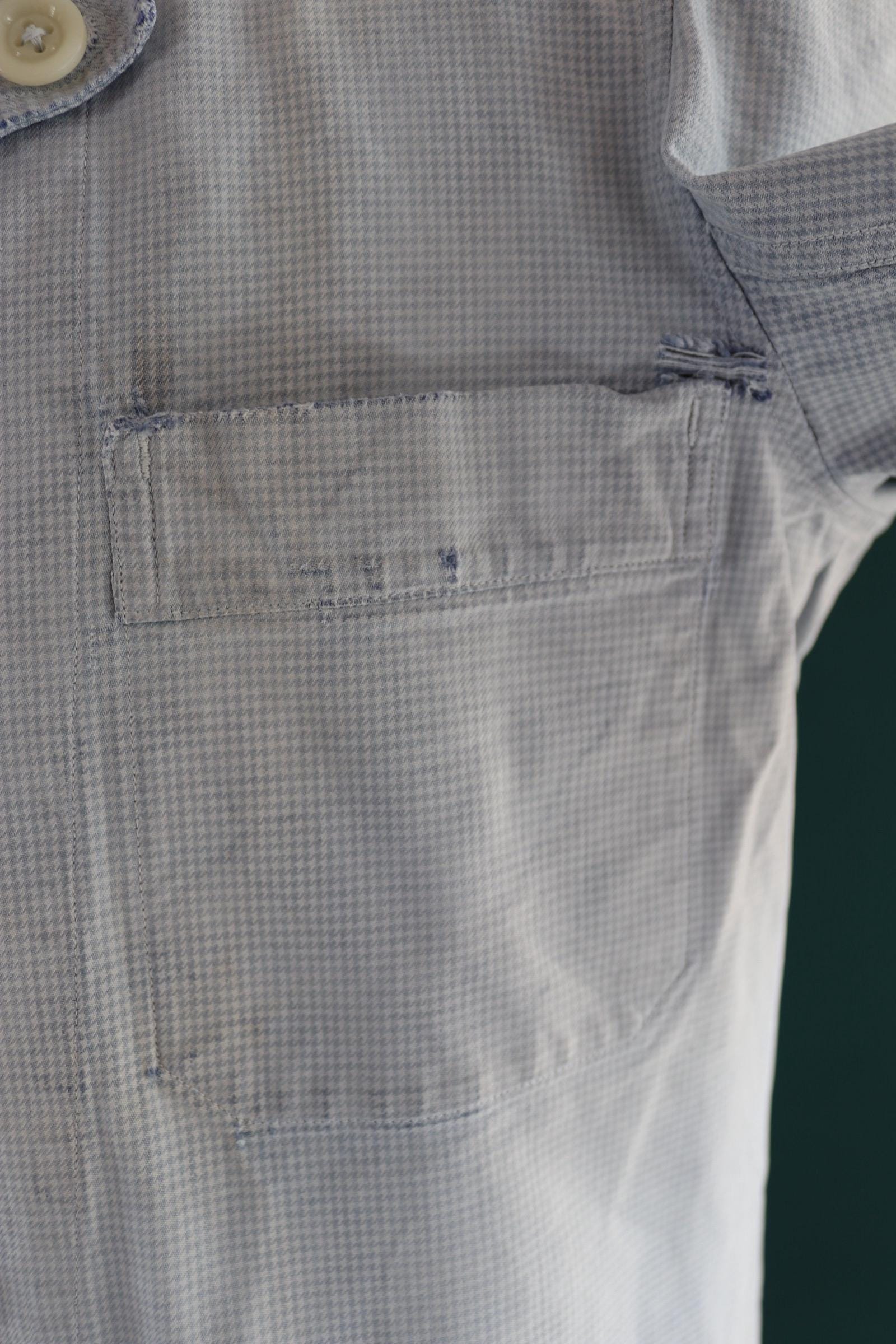 Vintage 1940s French chefs jacket - dogtooth check cotton - double breasted workwear - darned and repaired - 43” chest