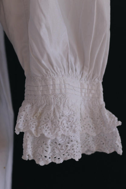 Antique 1800s Victorian white cotton nightgown - vintage 1900s dress - cottagecore - broderie Anglais - 46” chest