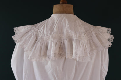 Antique 1800s Victorian white cotton nightgown - vintage 1900s dress - cottagecore - broderie Anglais - 42” chest