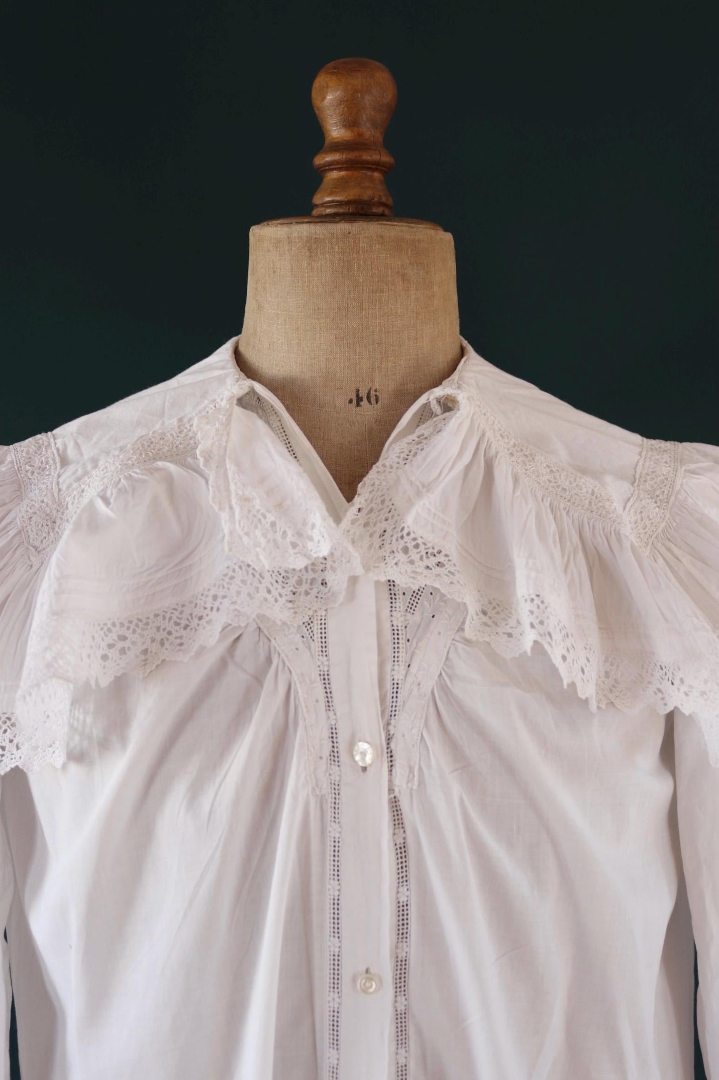 Antique 1800s Victorian white cotton nightgown - vintage 1900s dress - cottagecore - broderie Anglais - 42” chest