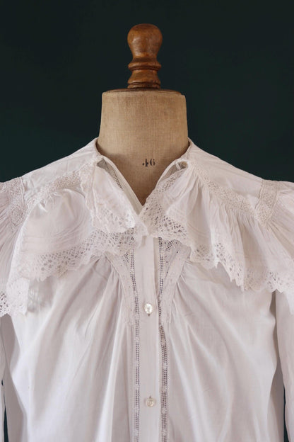Antique 1800s Victorian white cotton nightgown - vintage 1900s dress - cottagecore - broderie Anglais - 42” chest