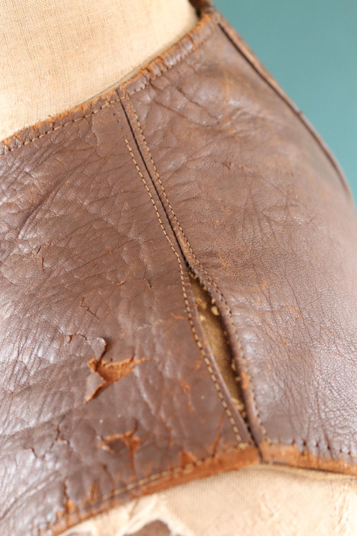 Vintage 1940s ATS horsehide leather jerkin - WW2 battledress vest - British military - land girl - 39" chest
