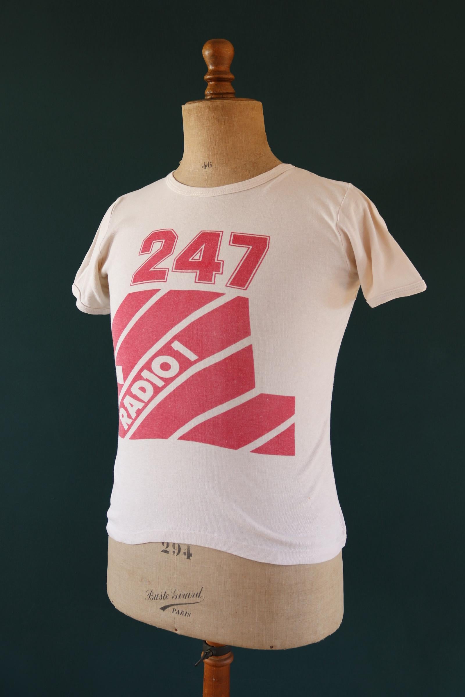 Vintage 1970s BBC Radio 1 t shirt - 247 promotional tee - 36” chest