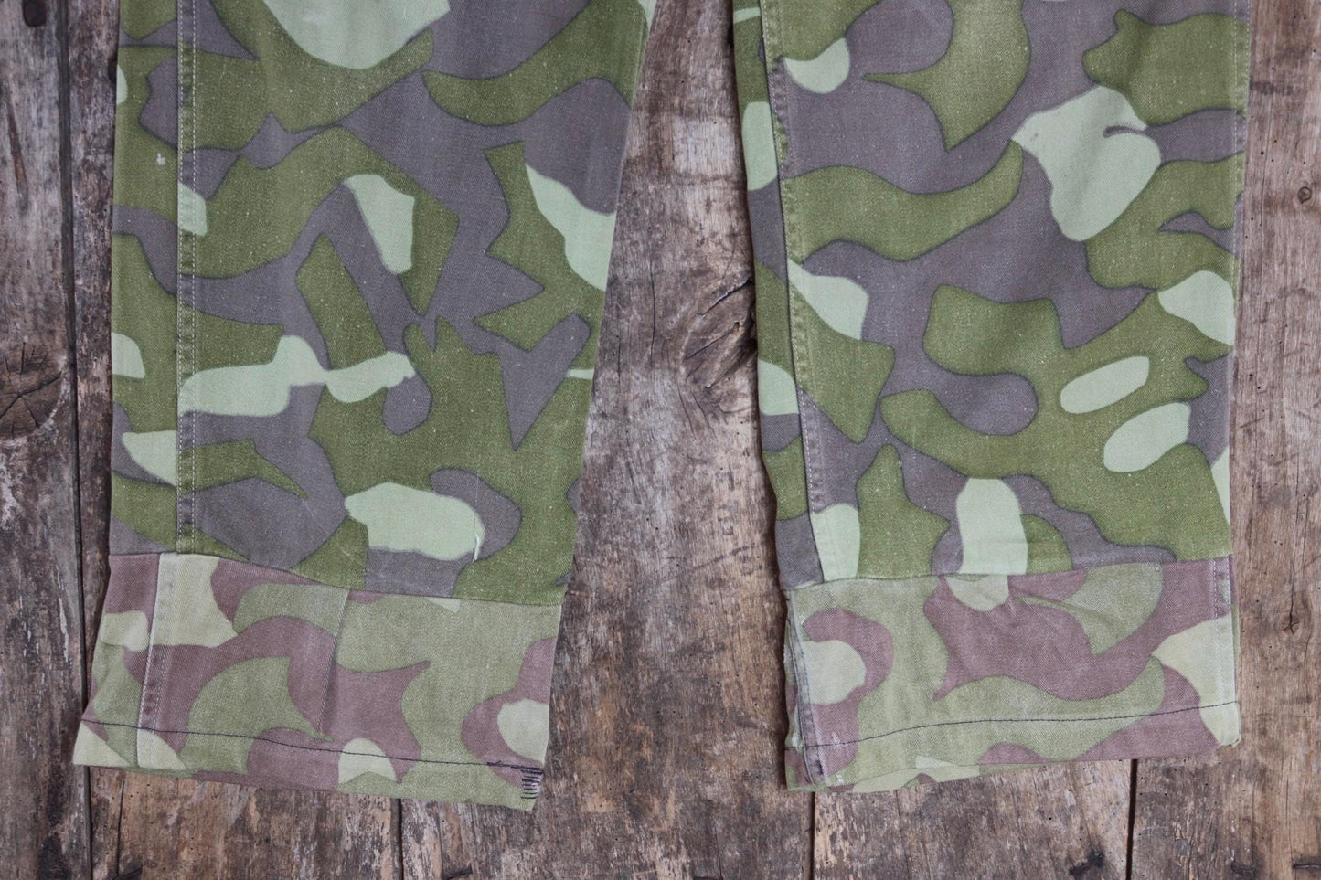 Vintage 1960s Finnish M62 camo trousers - windproof paratrooper pants - 40” x 31”