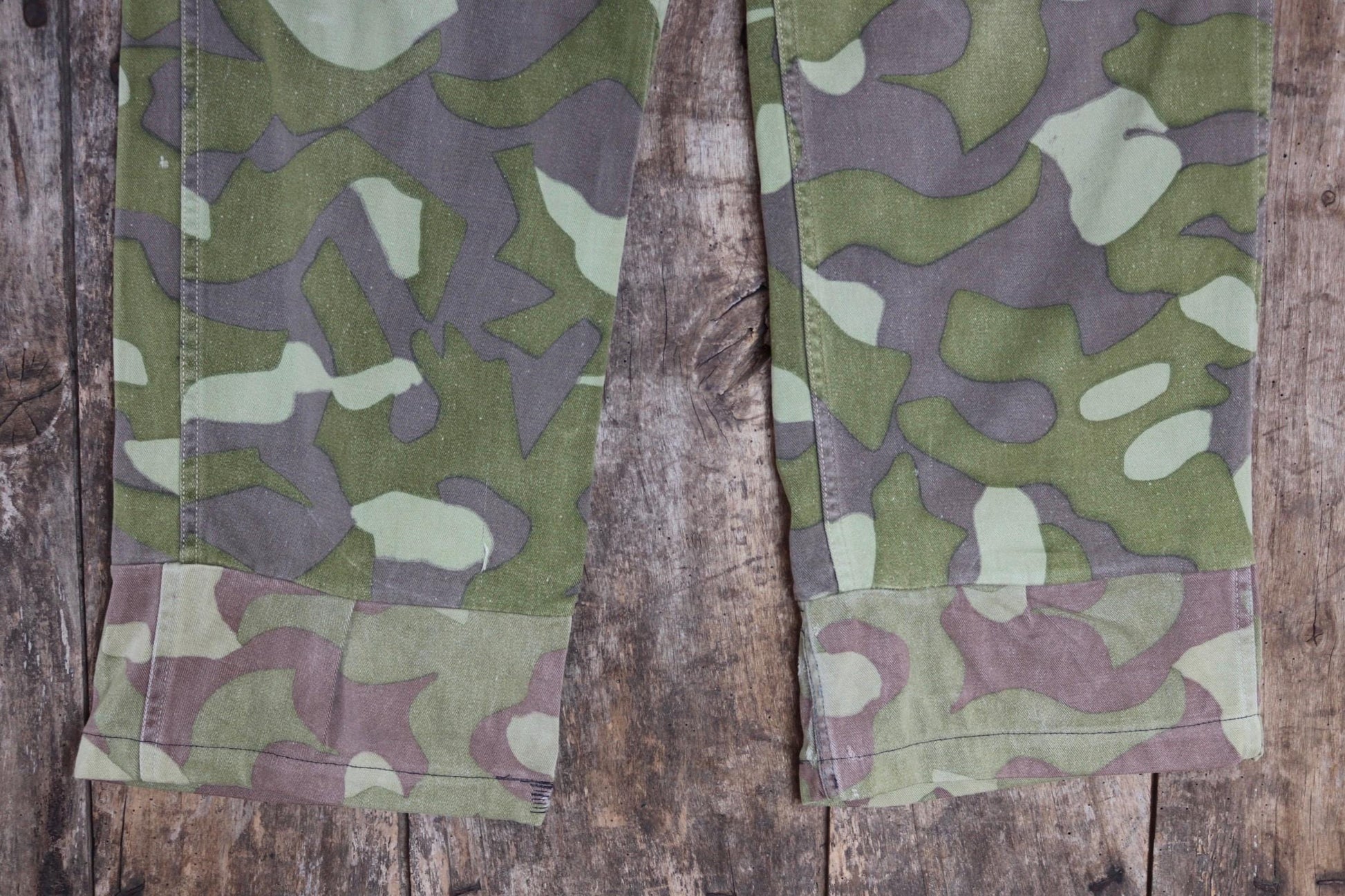 Vintage 1960s Finnish M62 camo trousers - windproof paratrooper pants - 40” x 31”