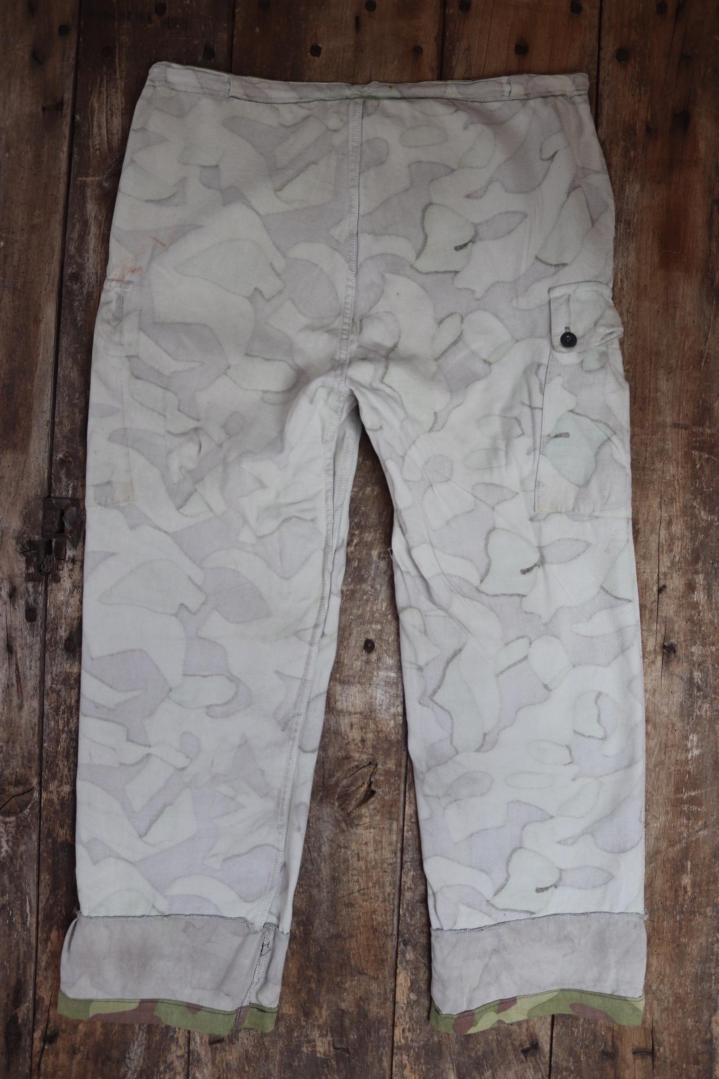 Vintage 1960s Finnish M62 camo trousers - windproof paratrooper pants - 40” x 31”