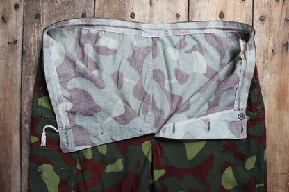 Vintage 1980s Finnish M62 camo trousers - windproof paratrooper pants - 42” x 28”