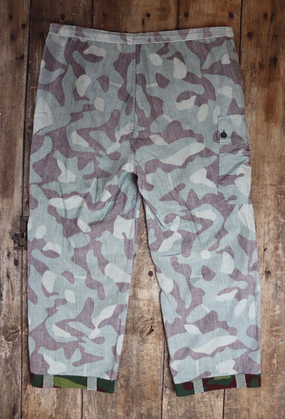 Vintage 1980s Finnish M62 camo trousers - windproof paratrooper pants - 42” x 28”