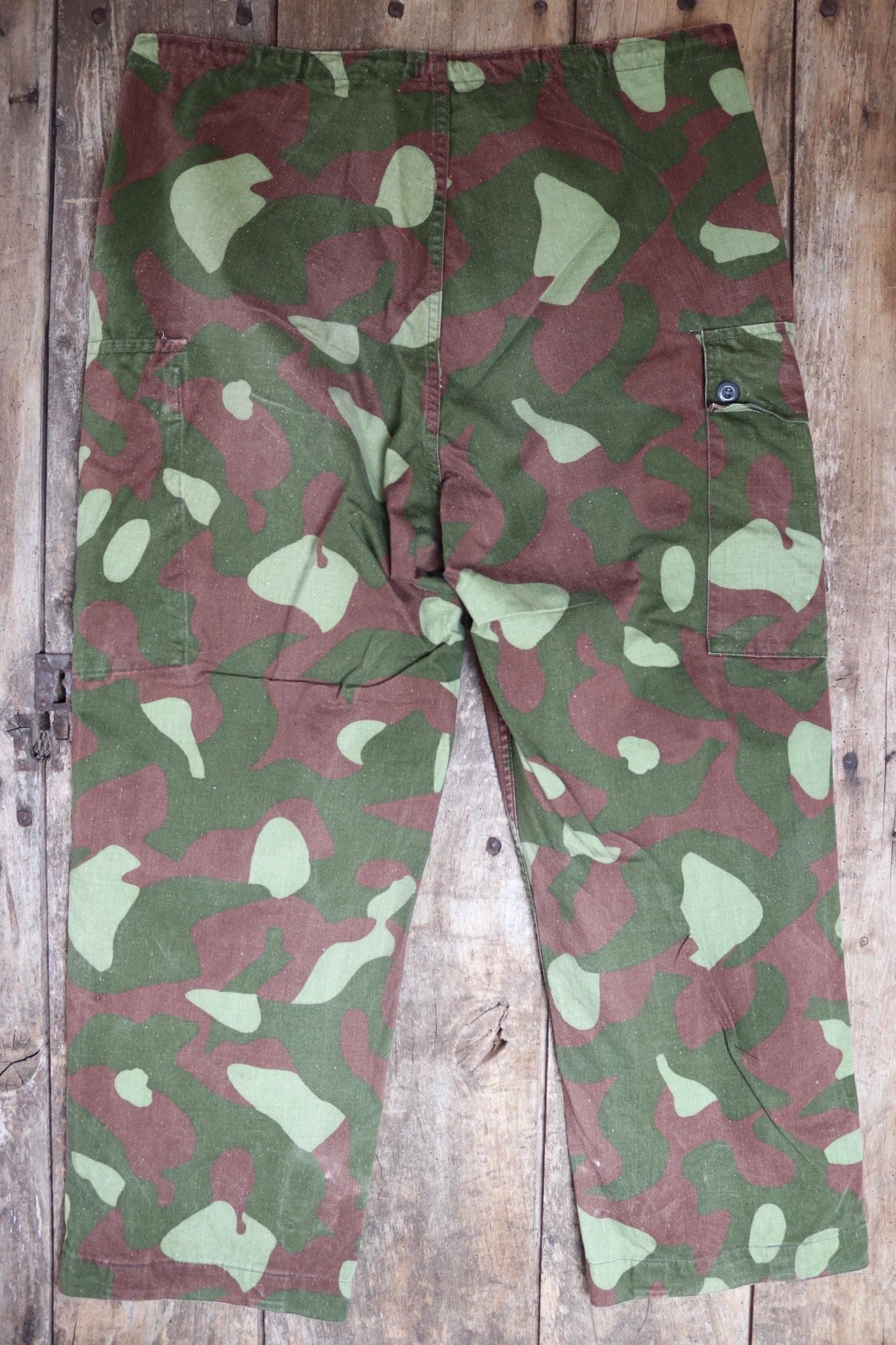Vintage 1980s Finnish M62 camo trousers - windproof paratrooper pants - 39” x 28”