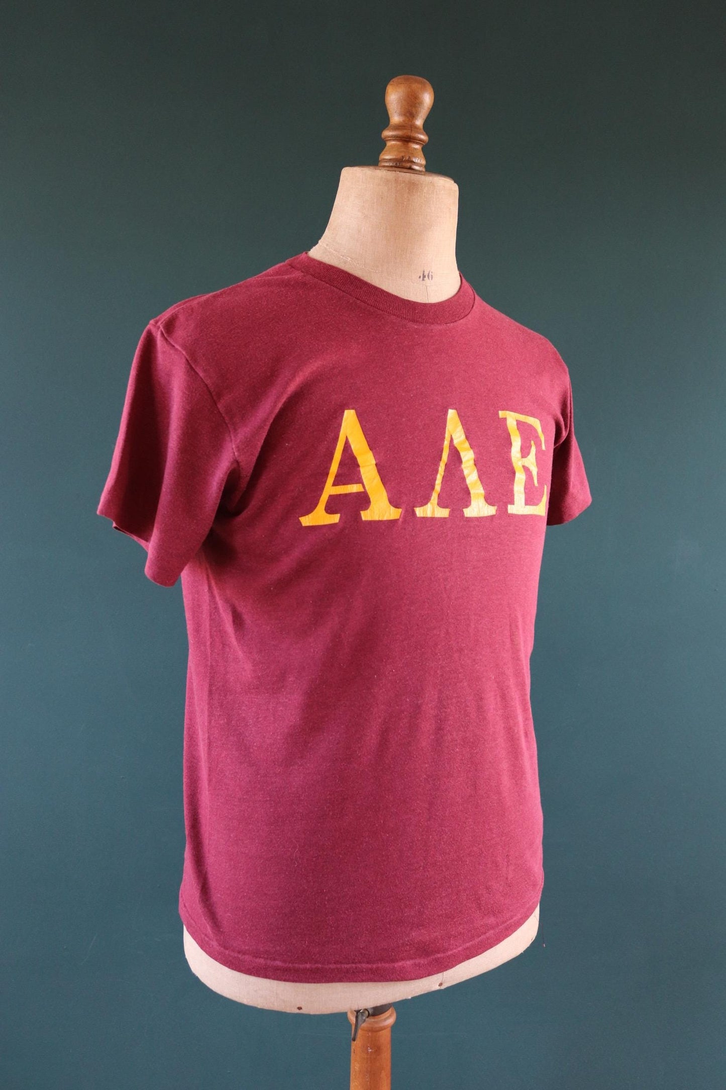 Vintage 1970s Greek letters sorority t shirt - single stitch tee - 38” chest