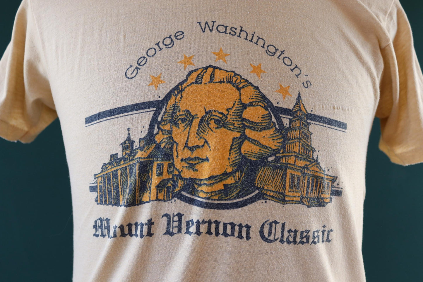 Vintage 1980s graphic t shirt - single stitch tee - made in USA - 37" chest