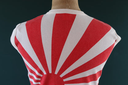 Vintage 1970s Japanese rising sun t shirt - punk vest - single stitch tee - made in USA - 37" chest