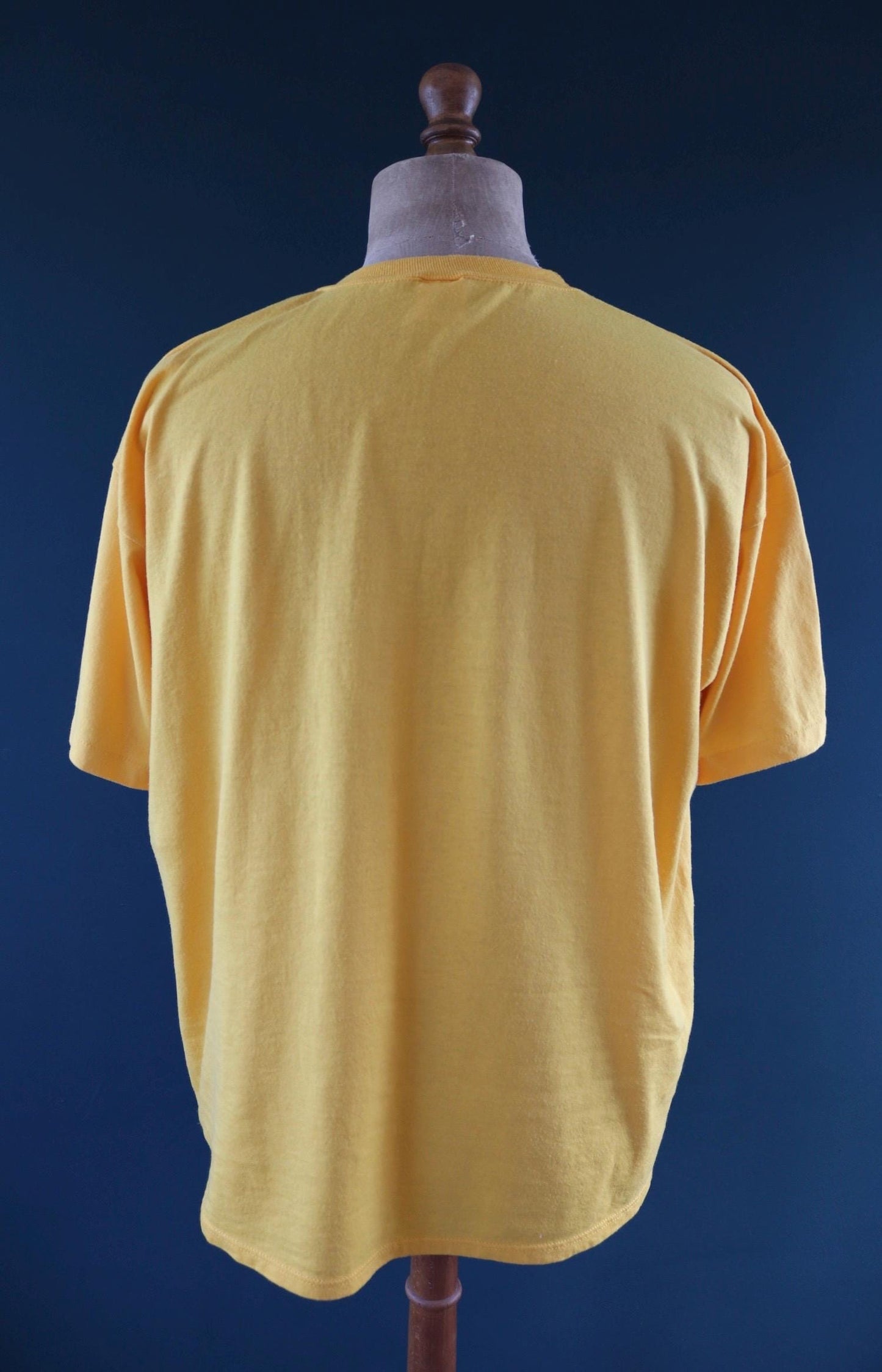 Vintage 1990s graphic t shirt - single stitch tee - made in USA - 49" chest