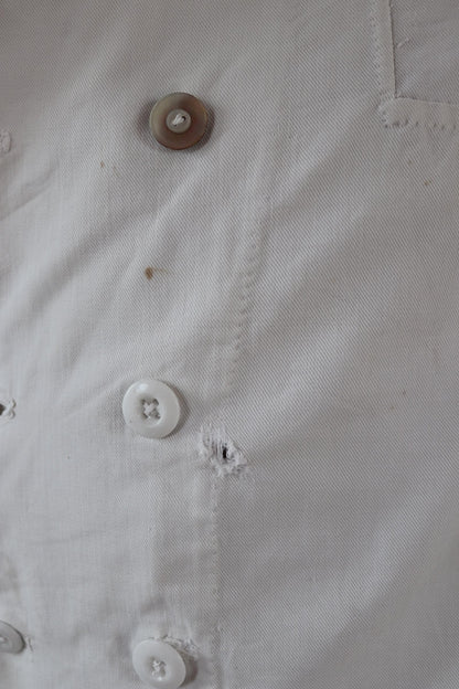 Vintage 1930s French chefs jacket - white cotton - double breasted workwear - darned and repaired - 37” chest