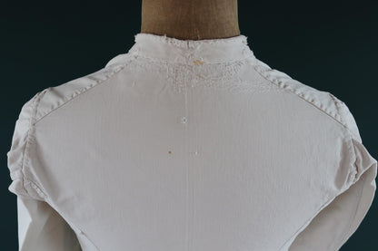 Vintage 1930s French chefs jacket - white cotton - double breasted workwear - darned and repaired - 37” chest