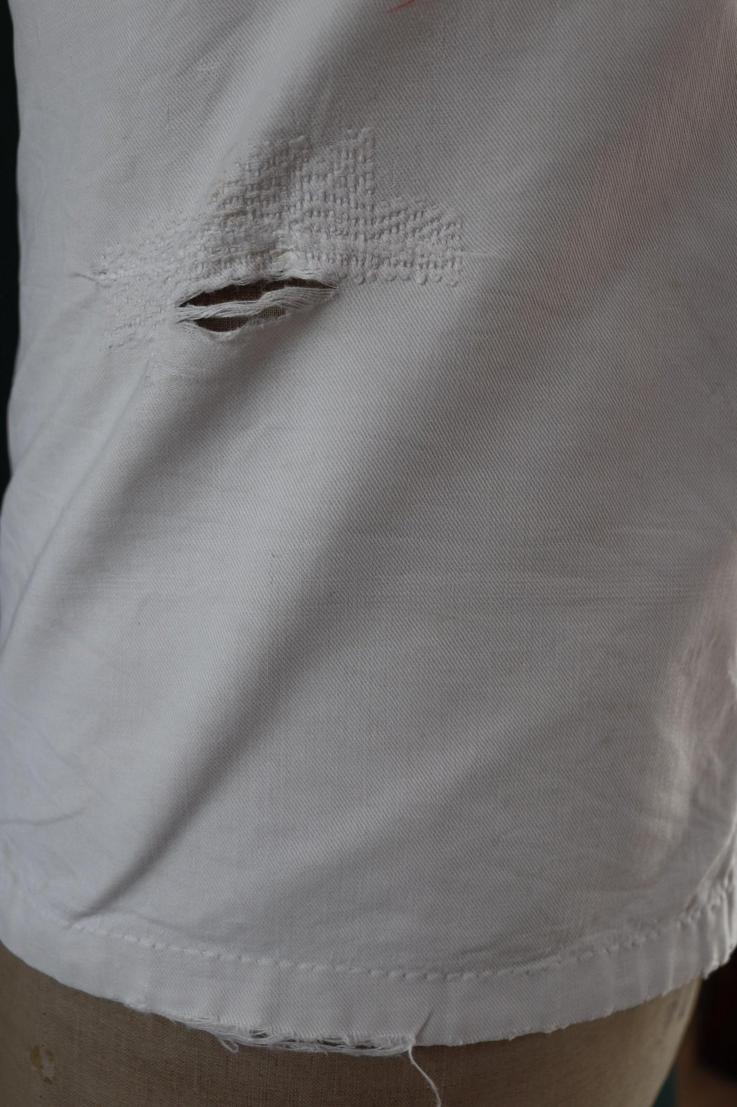 Vintage 1930s French chefs jacket - white cotton - double breasted workwear - darned and repaired - 37” chest