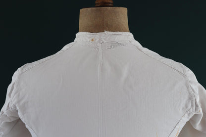 Vintage 1930s French chefs jacket - white cotton - double breasted workwear - darned and repaired - 37” chest