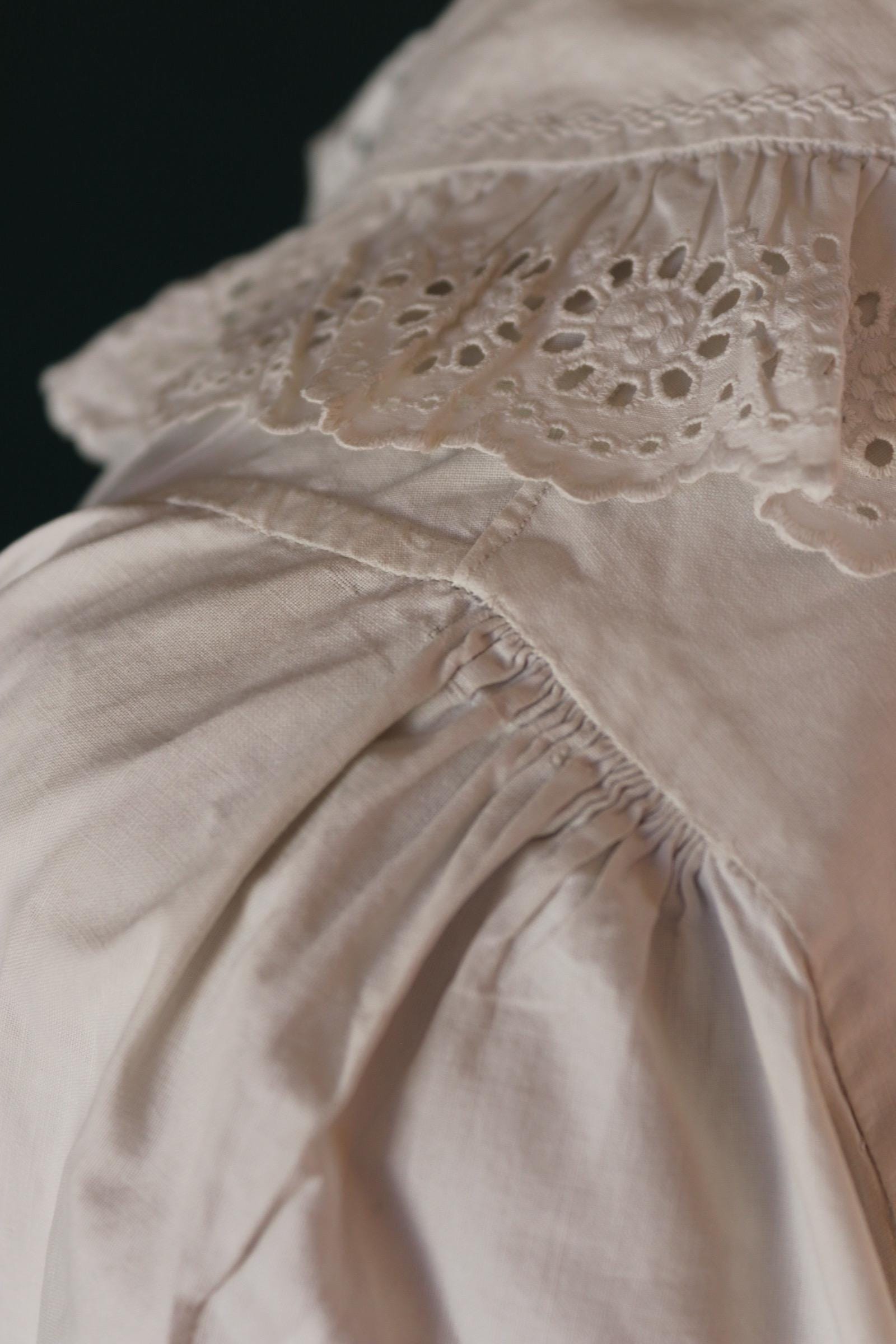 Antique 1800s Victorian white cotton nightgown - vintage 1900s dress - cottagecore - handmade lace - 43” chest