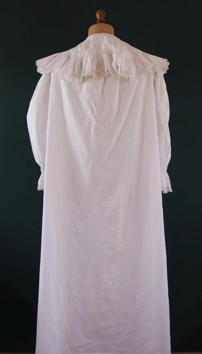 Antique 1800s Victorian white cotton nightgown - vintage 1900s dress - cottagecore - broderie Anglais - 42” chest