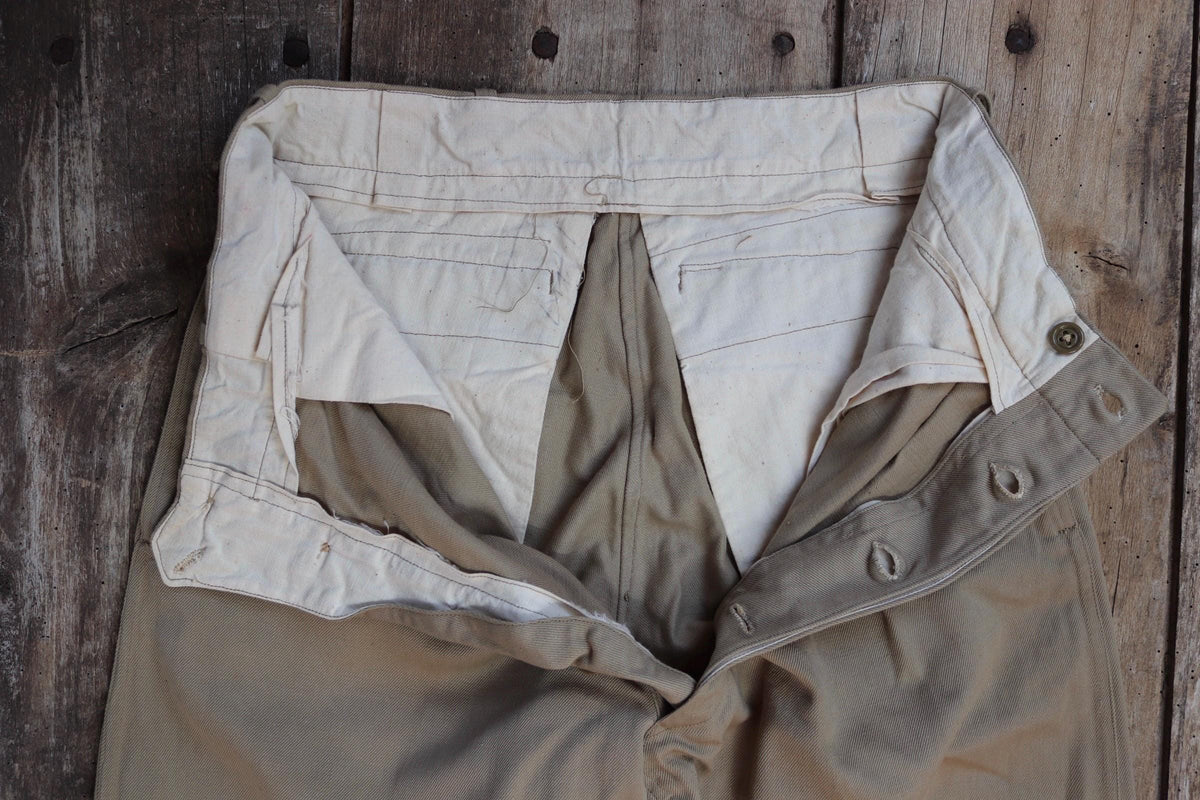 Vintage 1960s French army chinos - military trousers - pleated pants - 27" x 30"