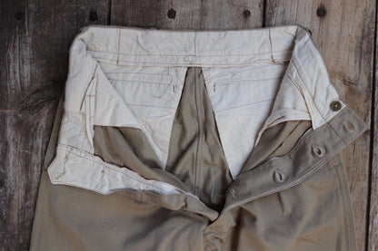 Vintage 1960s French army chinos - military trousers - pleated pants - 27" x 30"