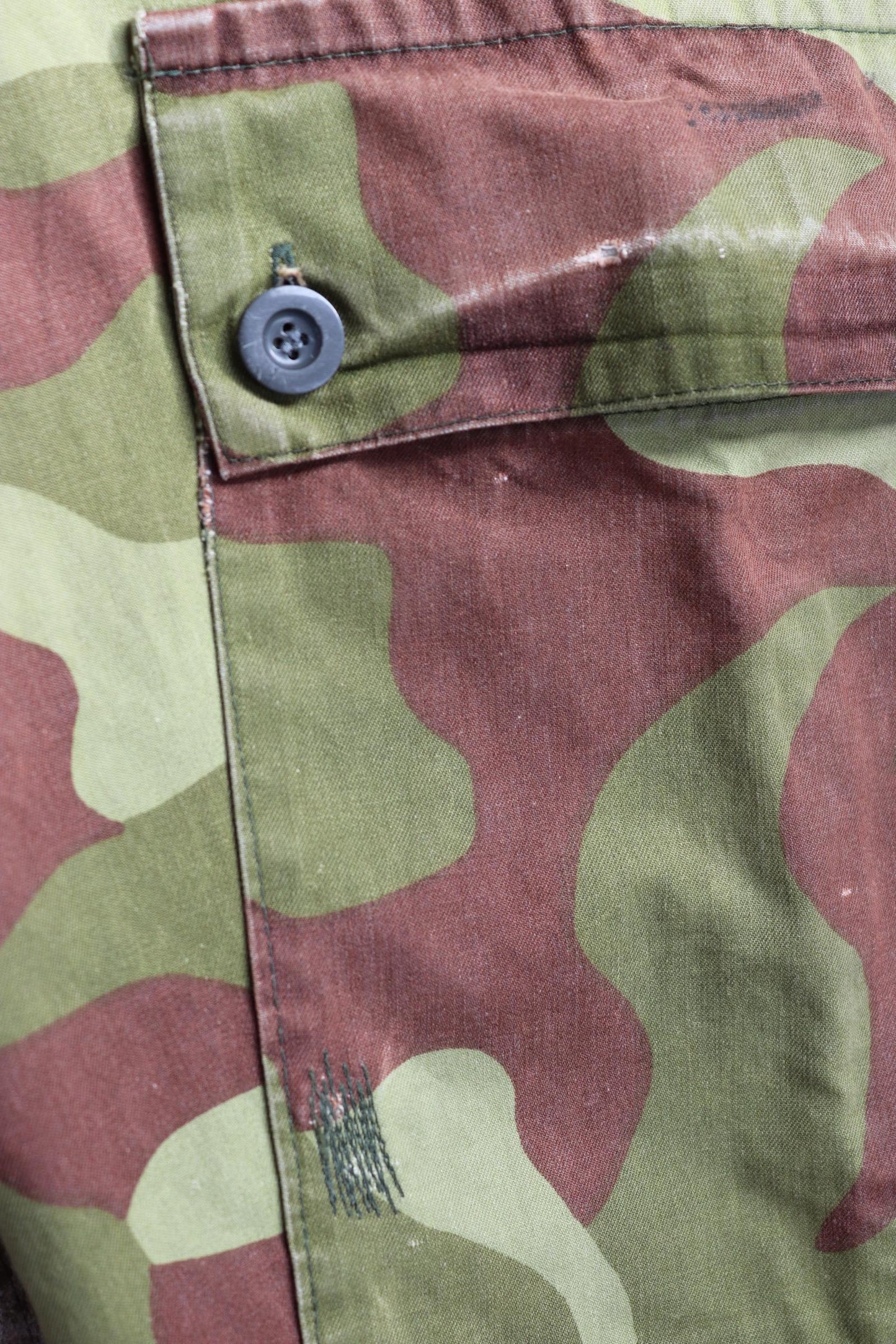 Vintage 1980s Finnish M62 camo trousers - windproof paratrooper pants - 40” x 28”