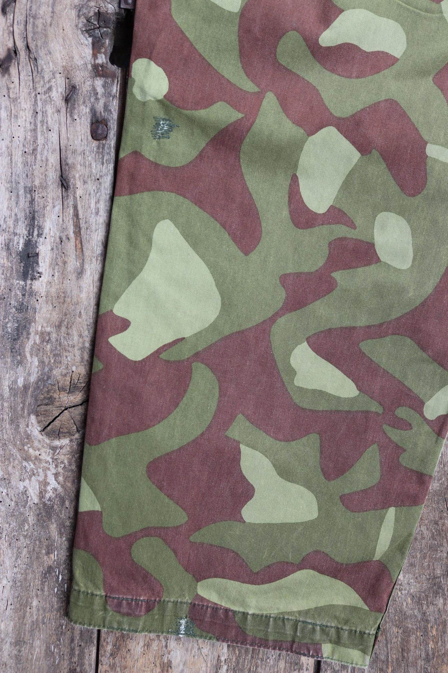 Vintage 1980s Finnish M62 camo trousers - windproof paratrooper pants - 40” x 28”