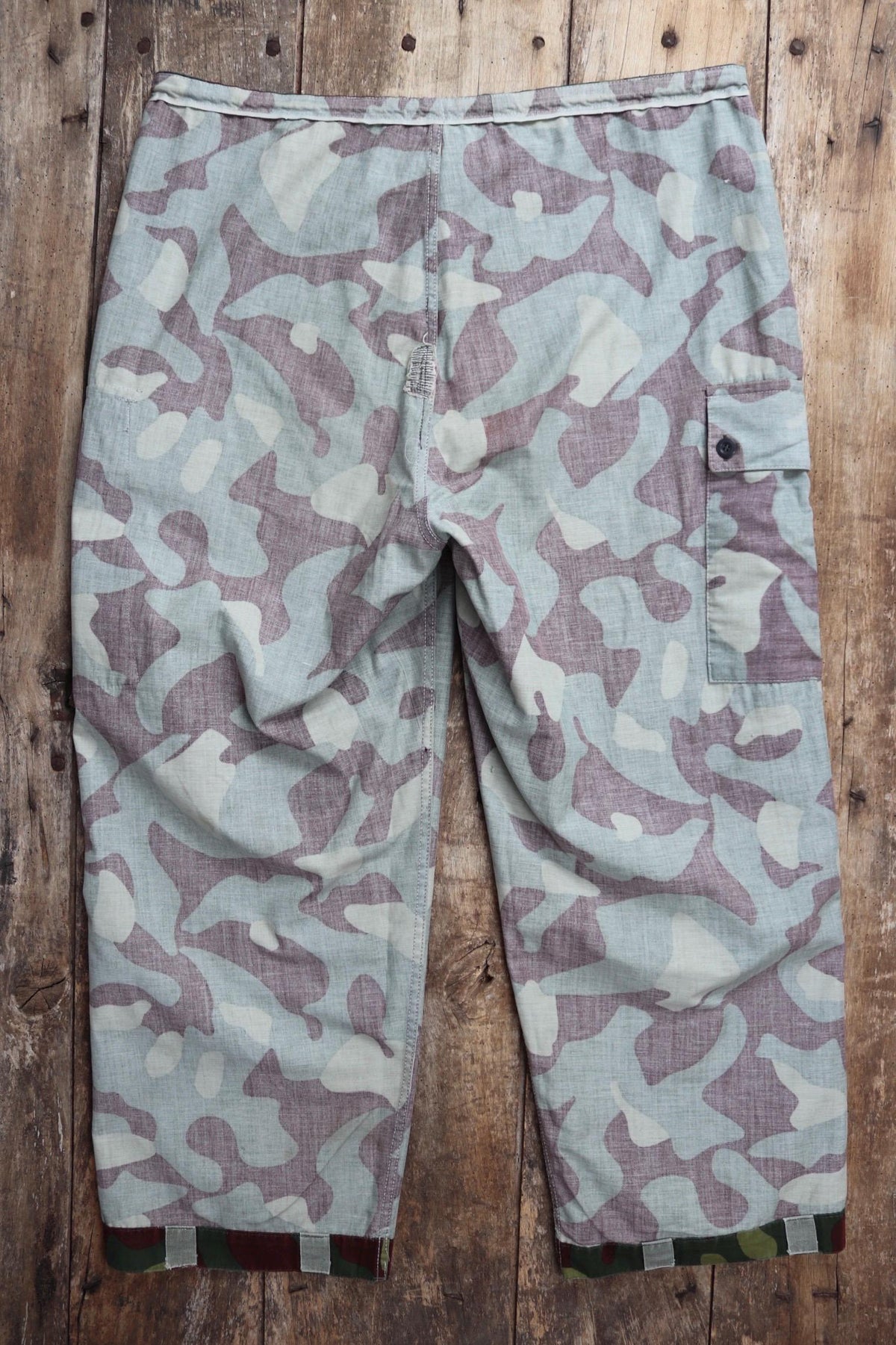 Vintage 1980s Finnish M62 camo trousers - windproof paratrooper pants - 43” x 30”