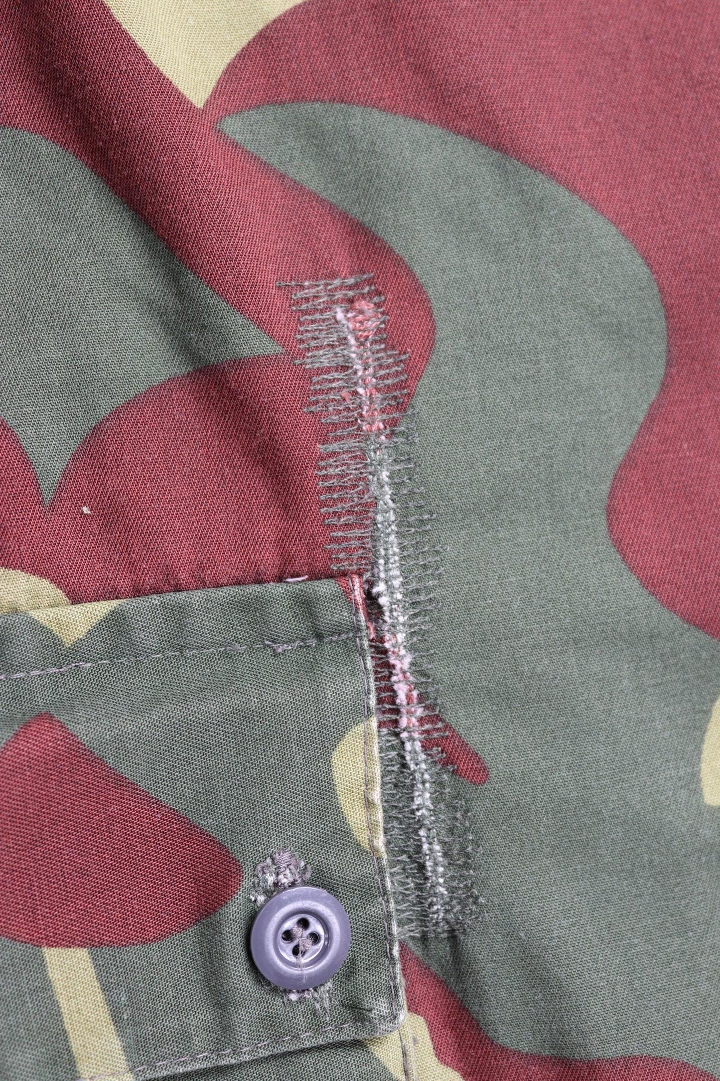 Vintage 1980s Finnish M62 camo trousers - windproof paratrooper pants - 43” x 30”