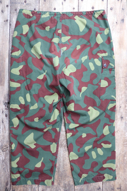 Vintage 1980s Finnish M62 camo trousers - windproof paratrooper pants - 43” x 30”