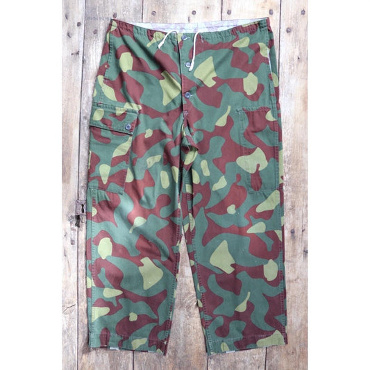 Vintage 1980s Finnish M62 camo trousers - windproof paratrooper pants - 40” x 28”