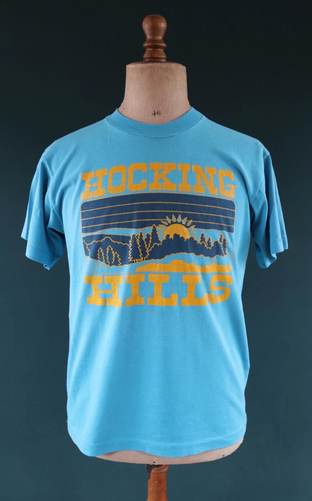 Vintage 1990s Hocking Hills graphic t shirt - single stitch tee - 41” chest