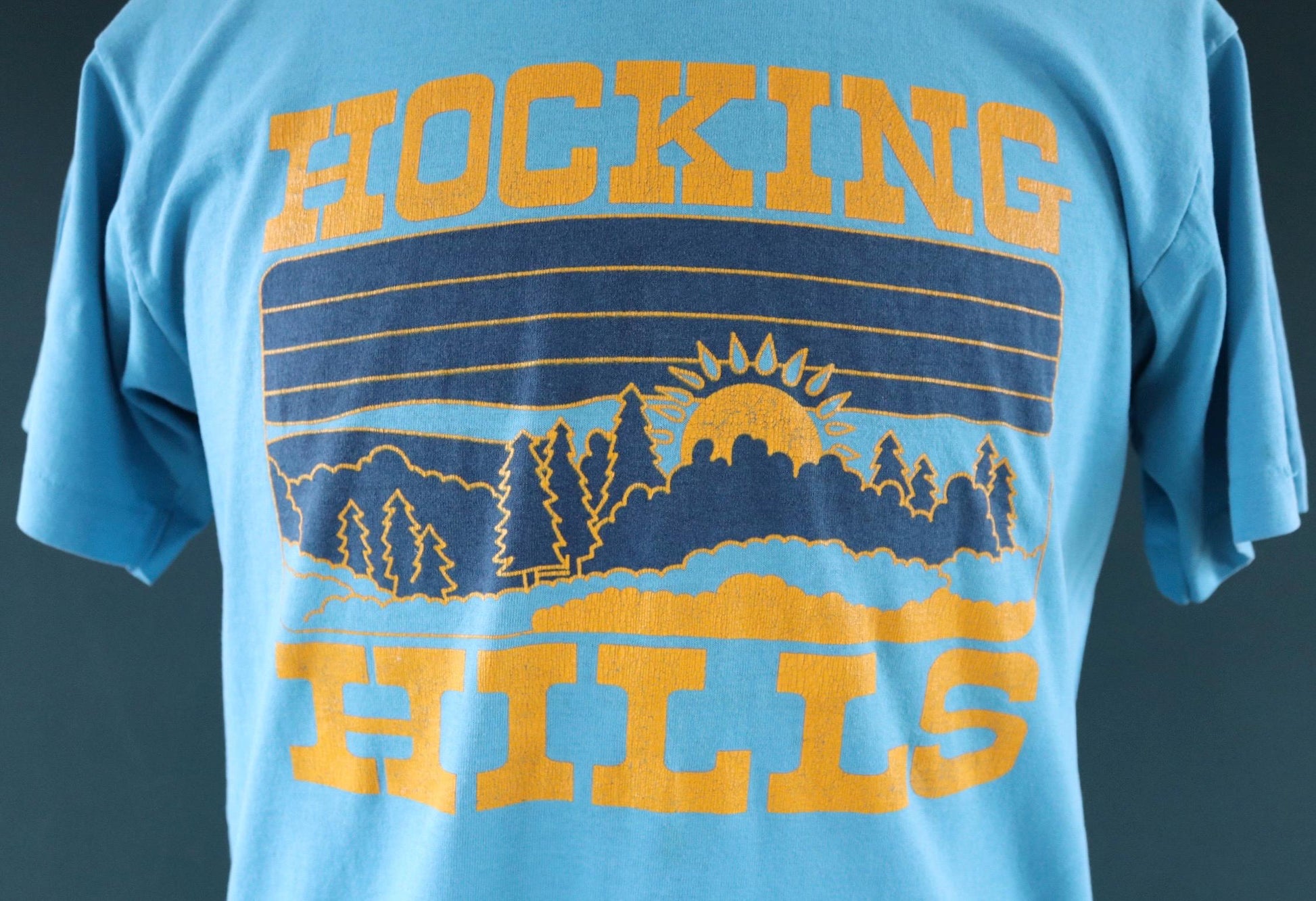Vintage 1990s Hocking Hills graphic t shirt - single stitch tee - 41” chest
