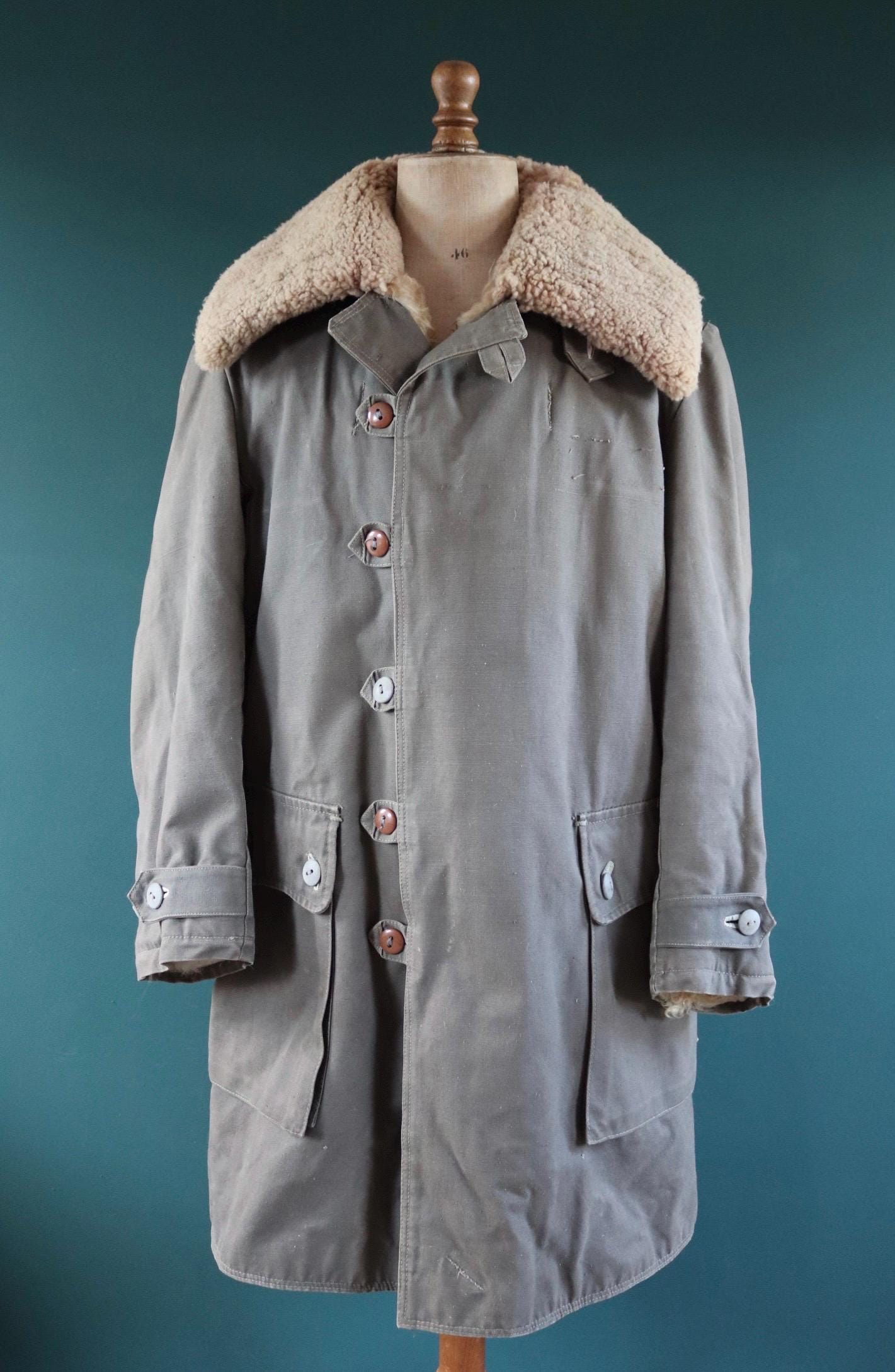 Vintage 1950s Swedish Livpäls sheepskin coat - military greatcoat - 46” chest