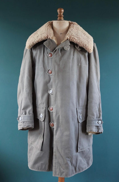 Vintage 1950s Swedish Livpäls sheepskin coat - military greatcoat - 46” chest