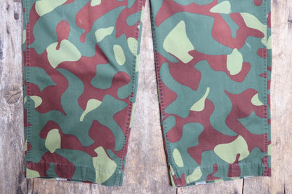 Vintage 1980s Finnish M62 camo trousers - windproof paratrooper pants - 43” x 30”