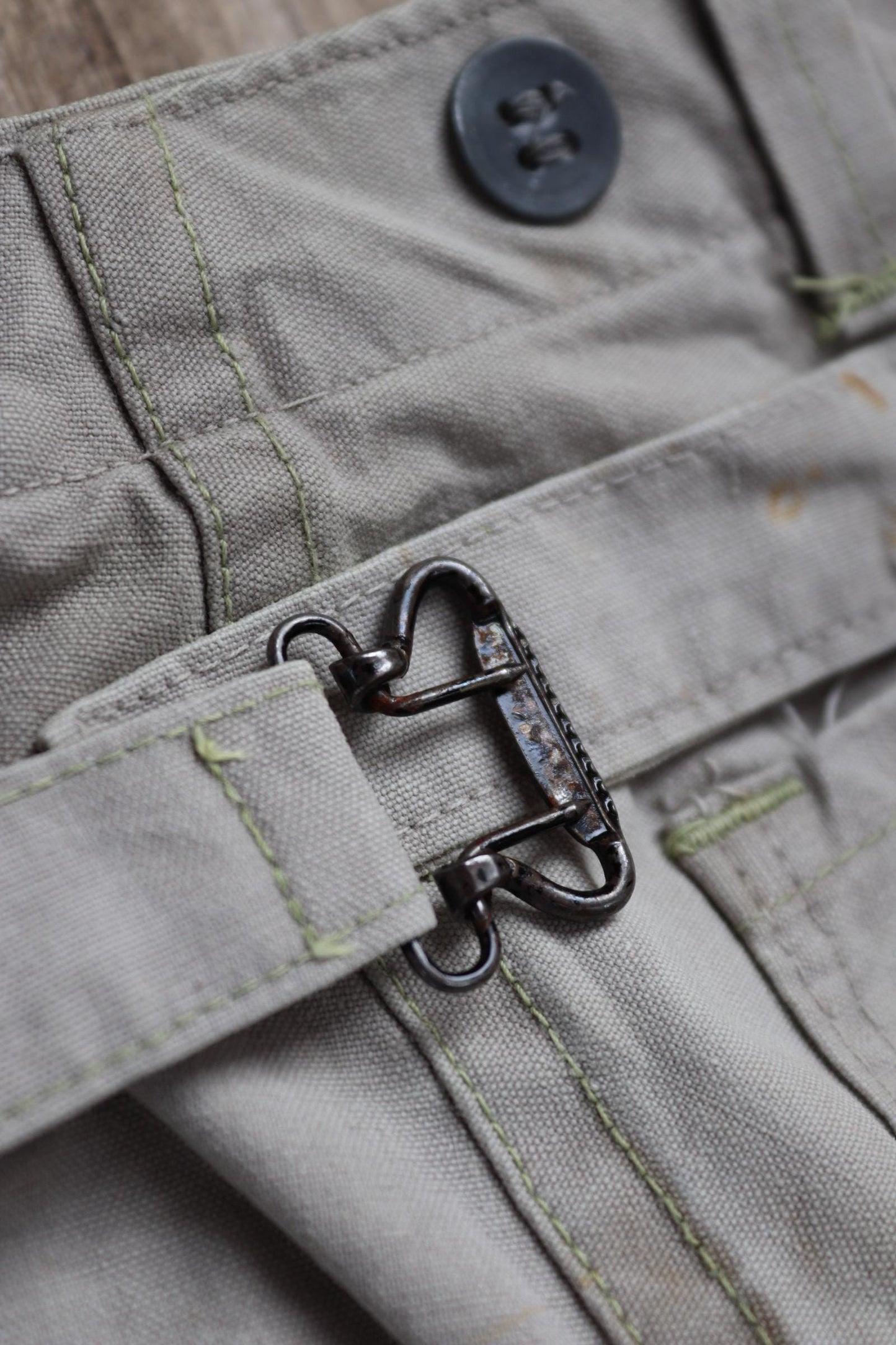 Vintage 1930s workwear trousers - 1940s Swedish military utility pants - buckle back cotton twill - 29” x 30”