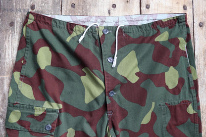 Vintage 1980s Finnish M62 camo trousers - windproof paratrooper pants - 40” x 28”