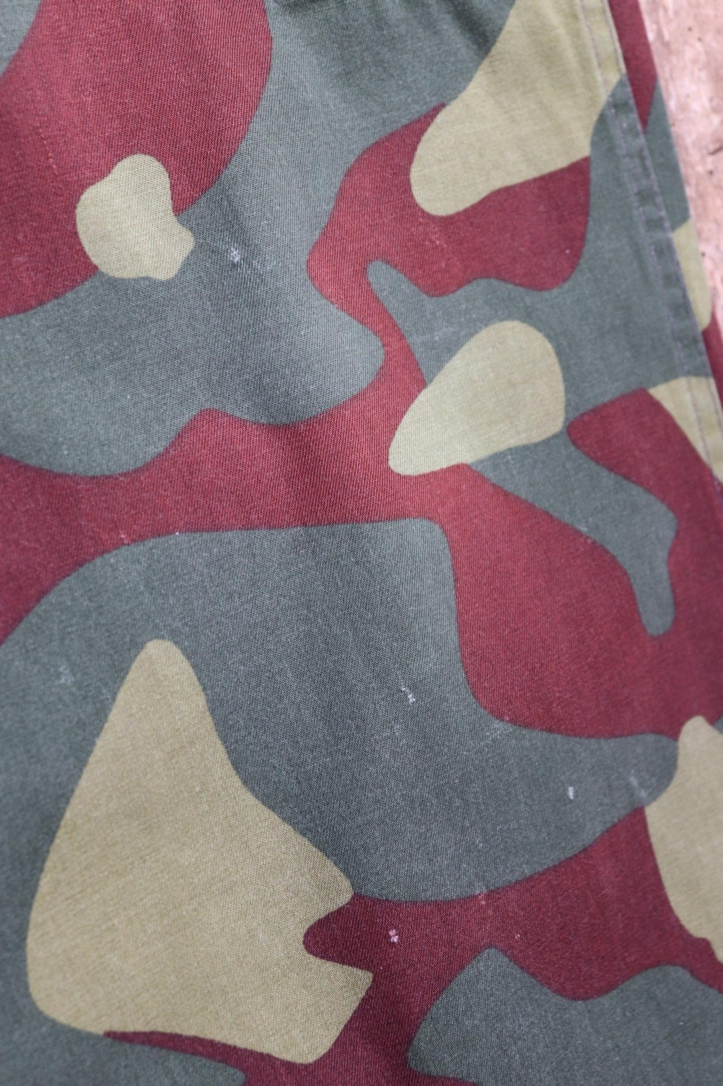 Vintage 1980s Finnish M62 camo trousers - windproof paratrooper pants - 40” x 28”