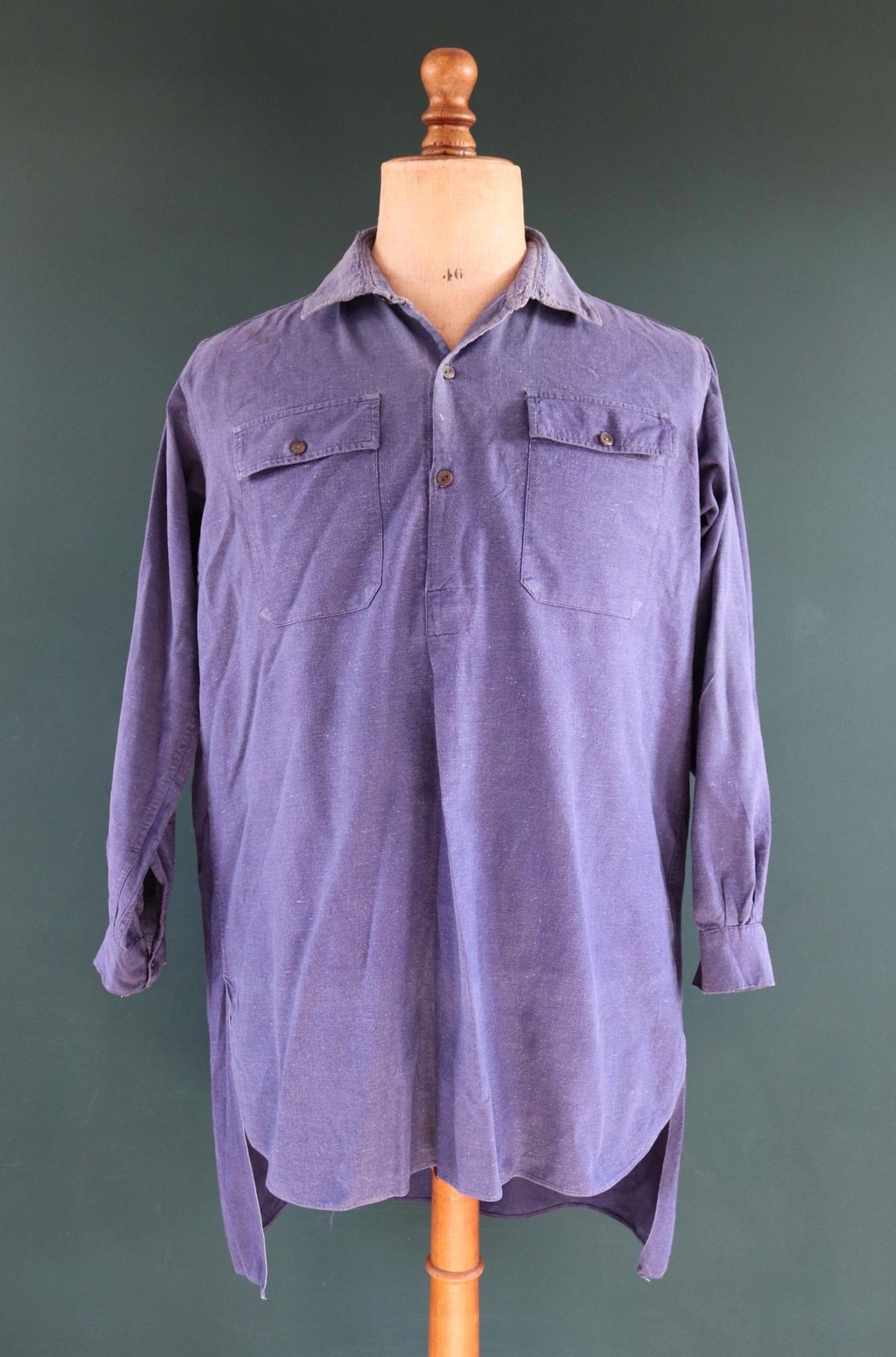 Vintage 1940s French workwear shirt - faded blue cotton - darned and repaired - 49” chest