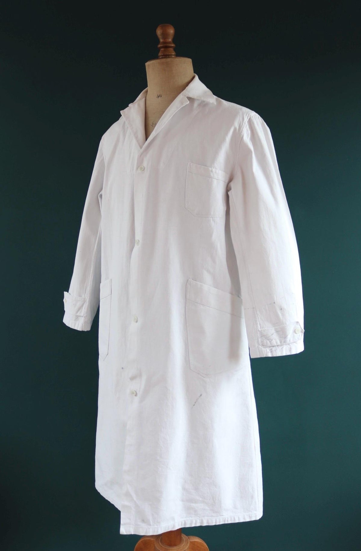 Vintage 1940s French linen workwear jacket - duster chore coat - overalls - 46” chest