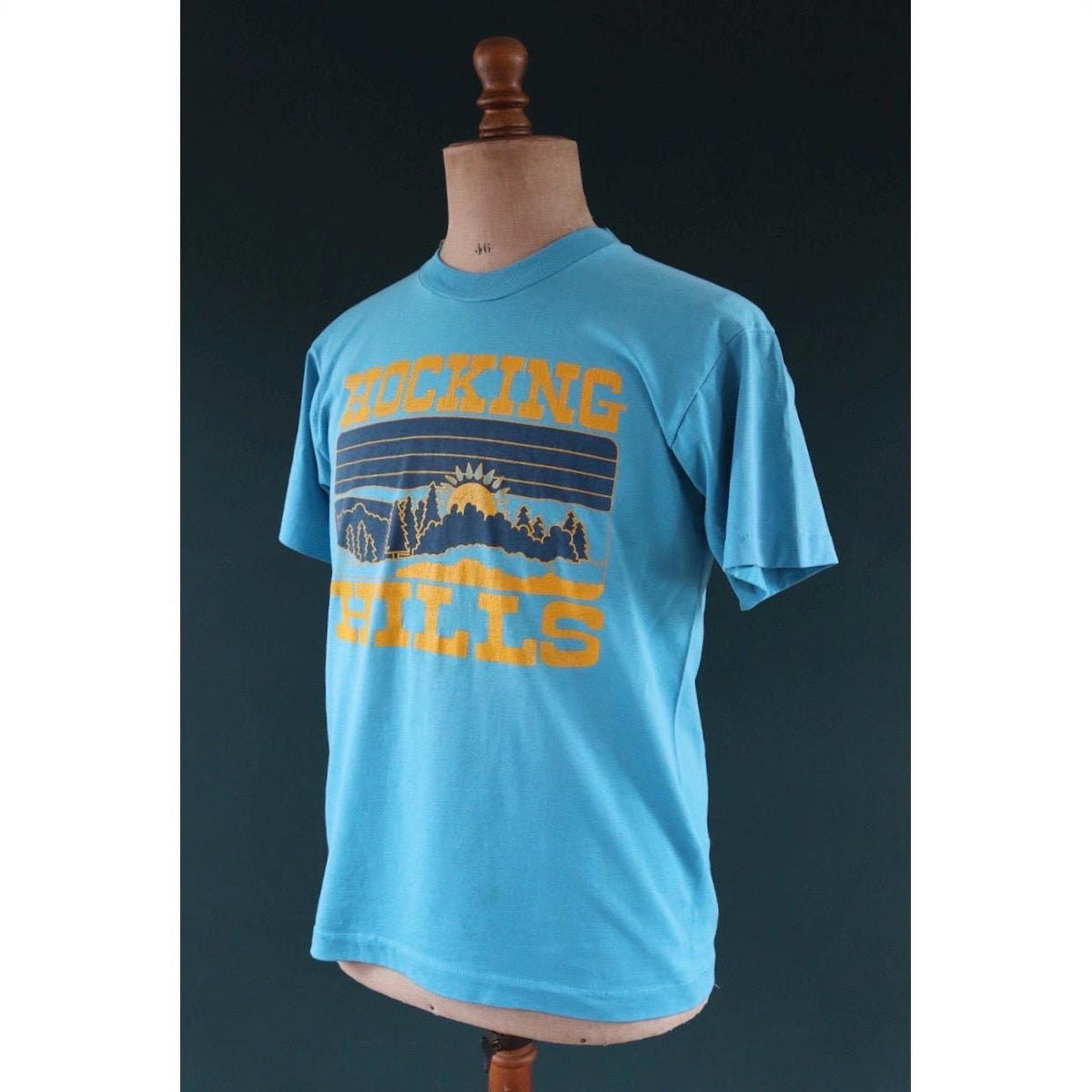 Vintage 1990s Hocking Hills graphic t shirt - single stitch tee - 41” chest